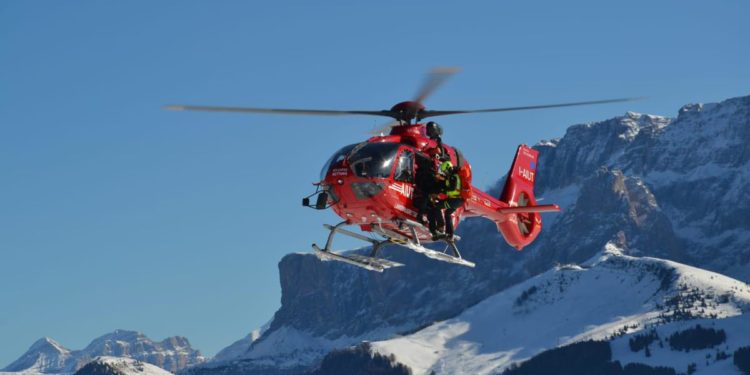 Valanga in Val Gardena, travolto un carabiniere: è grave