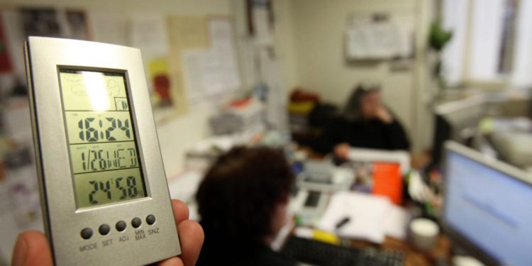 Altroconsumo: a Milano e a Roma al chiuso molte temperature oltre i limiti