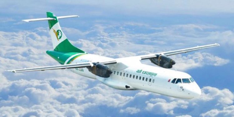 Nepal, precipita aereo con 72 persone a bordo: almeno 32 morti