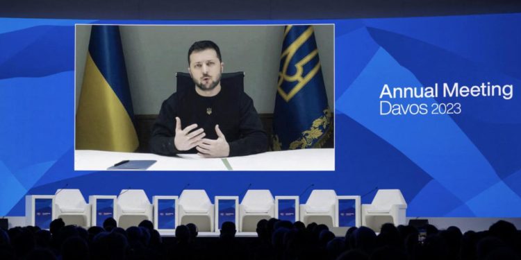 Ucraina, Zelensky: “Non abbiamo iniziato la guerra, ma la finiremo”