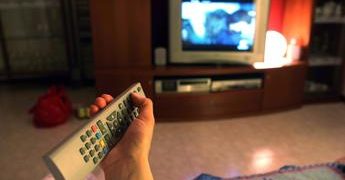 Ascolti tv, ‘Blanca’ in replica su Rai1 e ‘L’isola dei famosi’ i più visti