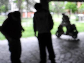 Firenze, aggressione davanti al liceo: Digos identifica 6 giovani