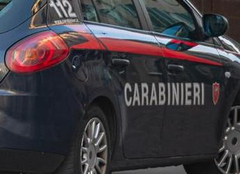 Napoli, incendia 3 auto all’ex: arrestato 39enne