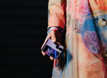 Oppo Find N2 Flip alla Fashion Week con Act N°1