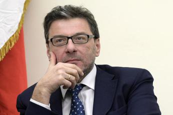 Reddito di cittadinanza, Giorgetti: “Salvaguardato per chi se lo merita”