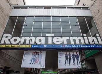 Roma, accoltellato a Termini per 20 euro: tre arresti