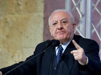 Salerno, inchiesta appalti: gip dispone archiviazione per De Luca