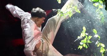 Sanremo 2023, Codacons denuncia Blanco per danneggiamento