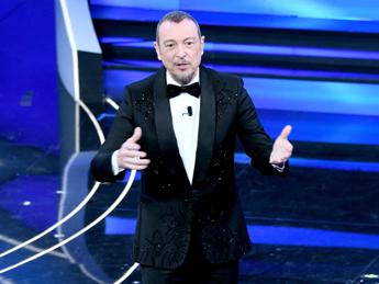 Sanremo 2023, al Comune offerta per ‘scippare’ Festival alla Rai. L’assessore: “Valuteremo”