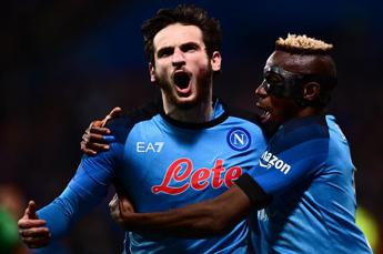 Sassuolo-Napoli 0-2, gol di Kvaraskhelia e Osimhen