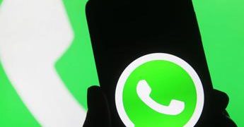 WhatsApp, al lavoro su trascrizione immediata testo messaggi vocali