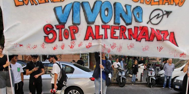 Alternanza scuola-lavoro, allo studio fondo indennizzo famiglie studenti morti