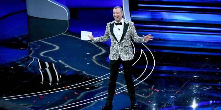 Sanremo 2023, trionfo Amadeus: 10.757.000 milioni e 62,4% di share