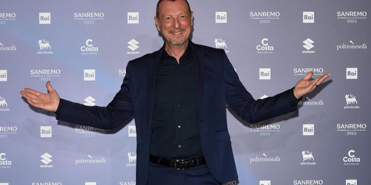 Sanremo, Amadeus: “Già mi manca, domani vado a scegliere abiti per prossimo”
