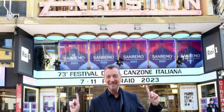 Sanremo 2023, Amadeus: “Stasera Mattarella sarà in prima fila”