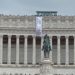 Striscione per Cospito giù dall’Altare della Patria: “L’Italia tortura”