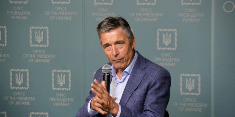 Ucraina-Russia, ex segretario Nato: “In un certo modo membri partecipano a guerra”