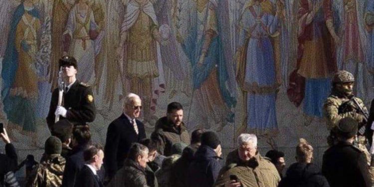 Ucraina, Biden a sorpresa a Kiev incontra Zelensky – Video