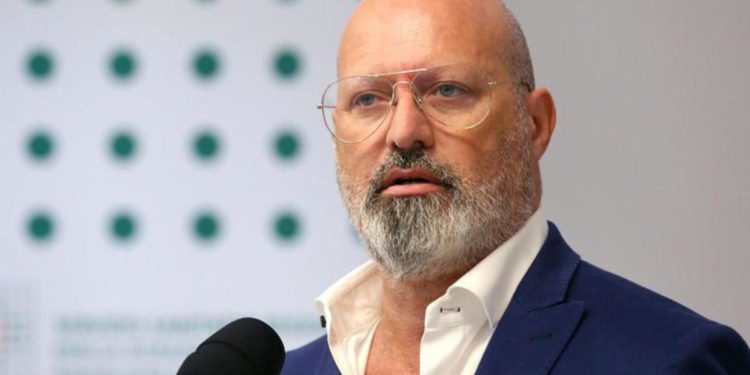 Pd, Bonaccini in testa con 49,11%: segue Schlein con 37%