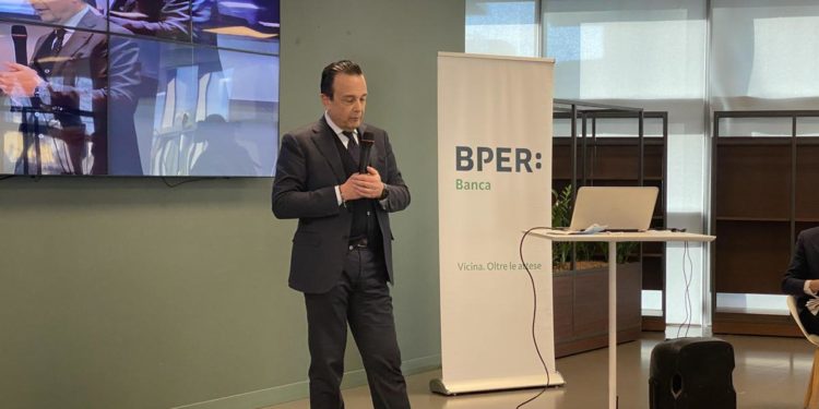 Mandelli: ‘Ipo inflessione ma aziende italiane hanno caratteristiche per entrare sul mercato’