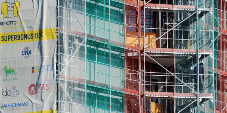 Superbonus, da governo nessuna modifica “ma pronti all’ascolto”