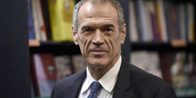 Ucraina, Cottarelli: “L’economia ha retto, le sanzioni alla Russia servono”