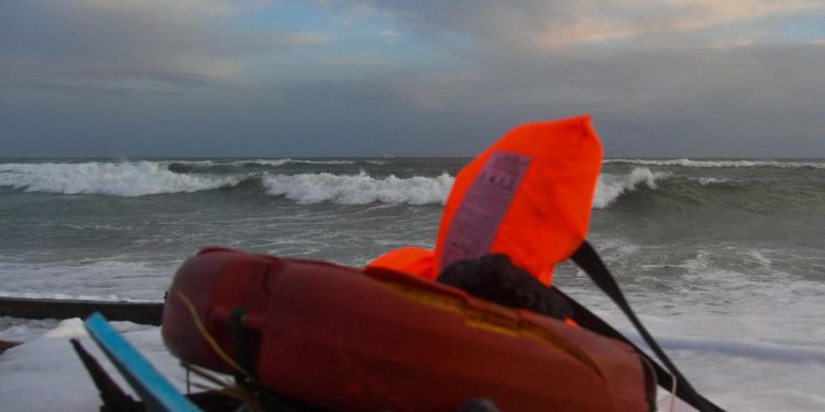 Strage migranti a Crotone: la tragedia di chi ha perso moglie, figli, fratelli