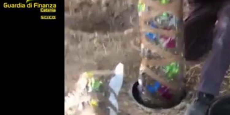 Sicilia, sequestrati 435 kg di droga e 11mila piante di marijuana