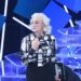 Sanremo 2023, Drusilla Foer sul palco con ragazza italoiraniana