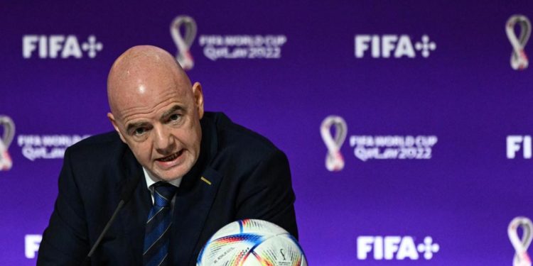 Infantino festeggia 7 anni da presidente Fifa: “Grazie a chi l’ha resa migliore con me”