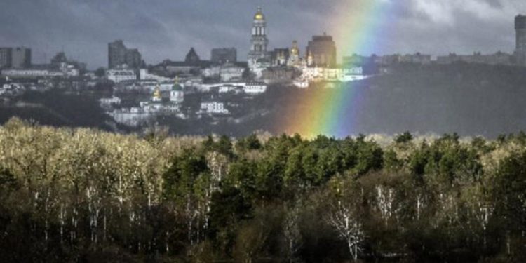 Ucraina, Parlamento europeo: sì a invio jet militari a Kiev