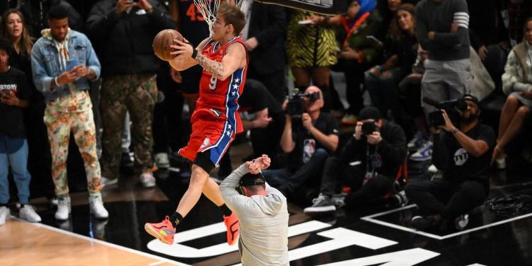 Le super schiacciate di McClung, da YouTube all’Nba – Video