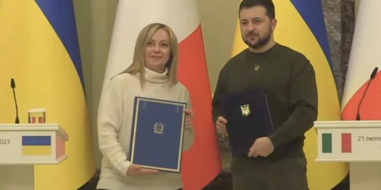 Ucraina, Meloni: “Italia non tentenna su sostegno a Kiev e non lo farà”