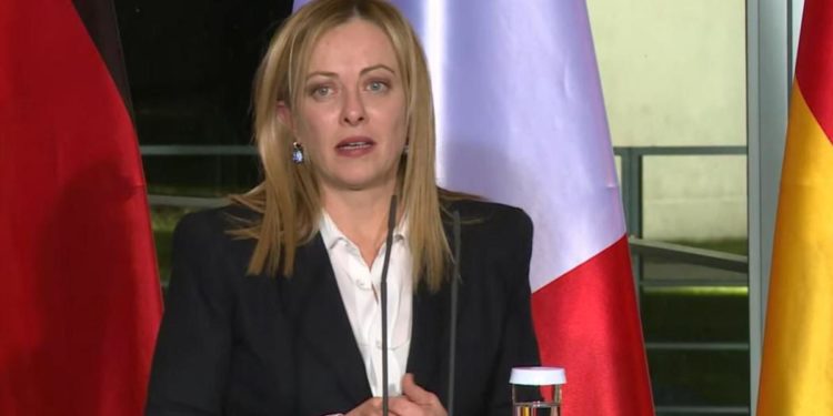 Anarchici, Meloni: “Italia sotto attacco, richiamo tutti alla responsabilità”