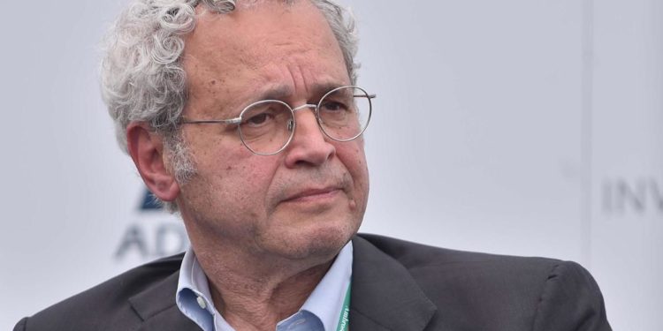 Migranti, Mentana vs Piantedosi: “Ministro minaccia ospiti di Non è l’Arena”