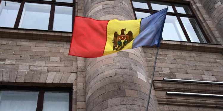 Moldavia, filorussi tentano irruzione in sede governo: scontri