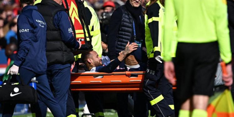 Psg, infortunio Neymar: le condizioni, come sta