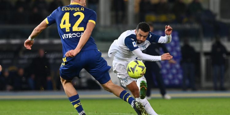 Verona-Lazio 1-1, gol di Pedro e Ngonge