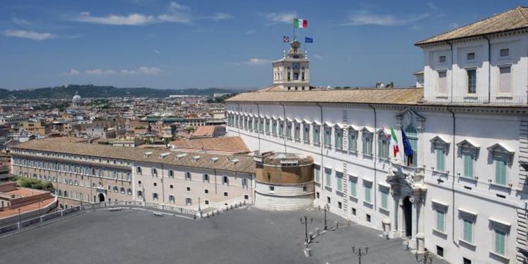 Etica e impegno sociale, i 30 ‘eroi quotidiani’ di Mattarella