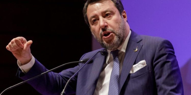 Sanremo 2023, Salvini: “Costituzione non va difesa lì”