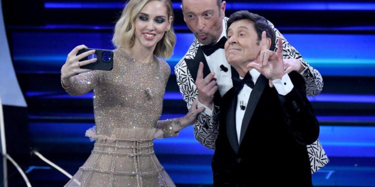 Sanremo 2023, parte esposto: “Spot a Instagram da parte dei conduttori”