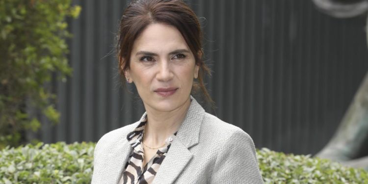 Maya Sansa: “Io metà iraniana vicinissima a rivoluzione donne”