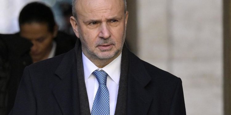 Sanremo 2023, Schillaci al festival per appello a prevenzione tumori