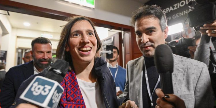 Primarie Pd 2023, Schlein segretaria: “Mandato chiaro per cambiare”