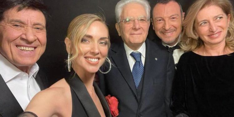 Sanremo 2023, Chiara Ferragni e il selfie con Mattarella
