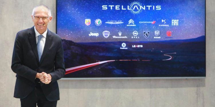 Stellantis premia i dipendenti, bonus di quasi 2mila euro ciascuno