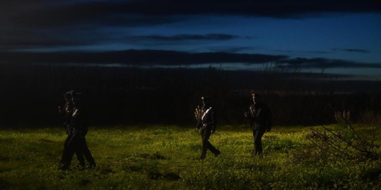 Strage migranti Crotone, si temono 100 morti: fermato secondo scafista