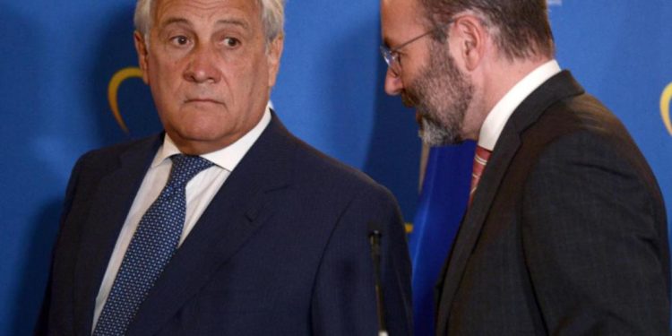 Ucraina, Tajani vede Weber: “Ci siamo chiariti, incidente chiuso”