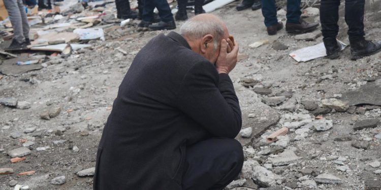 Terremoto Turchia, Erdogan: “E’ il più forte dal 1939”