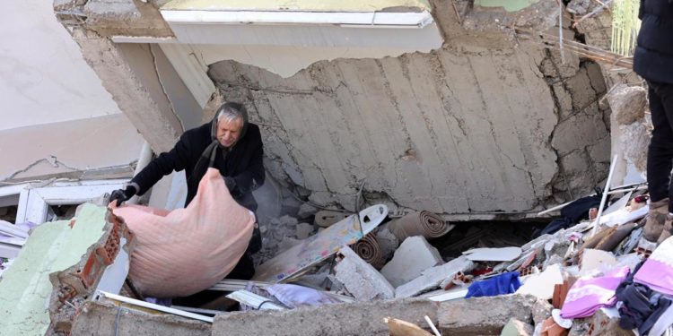 Terremoto, italiana a Kilis: “Siriani i più fragili e c’è conflittualità con i turchi”